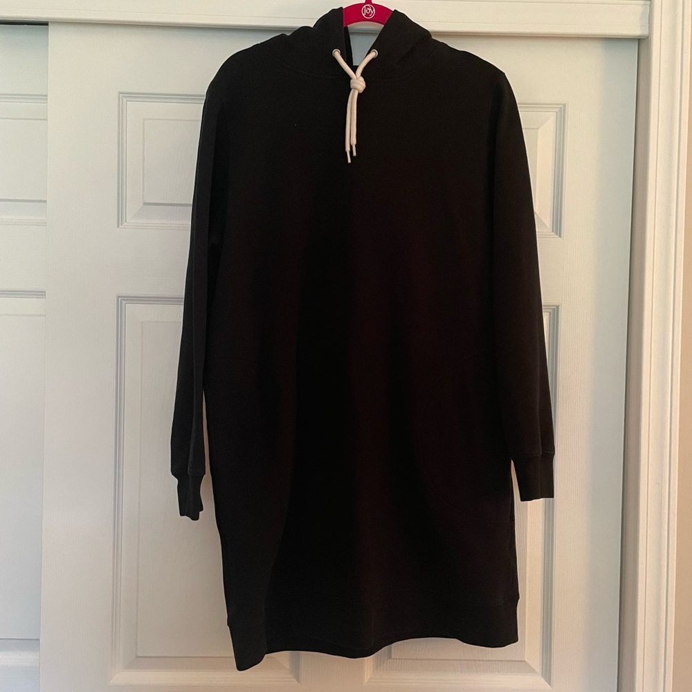 GAP Classic Black Hoodie